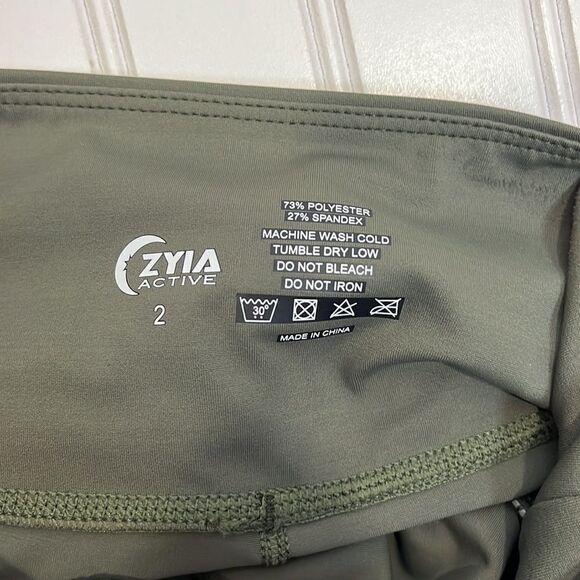 Zyia Acitve sage green cropped logo leggings - Picture 4 of 5